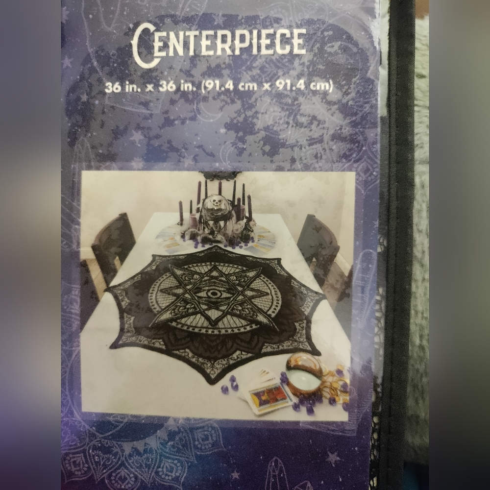 Centerpiece for dining room table